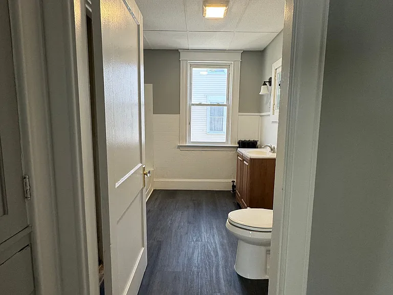 204 Ash St #3B — Photo 5