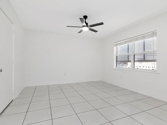 4th image of 3514 Gulf Blvd APT 3