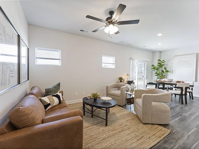 Barry West Townhomes — Photo 69