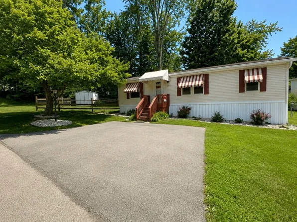 127 Classic Pl, Export, PA 15632