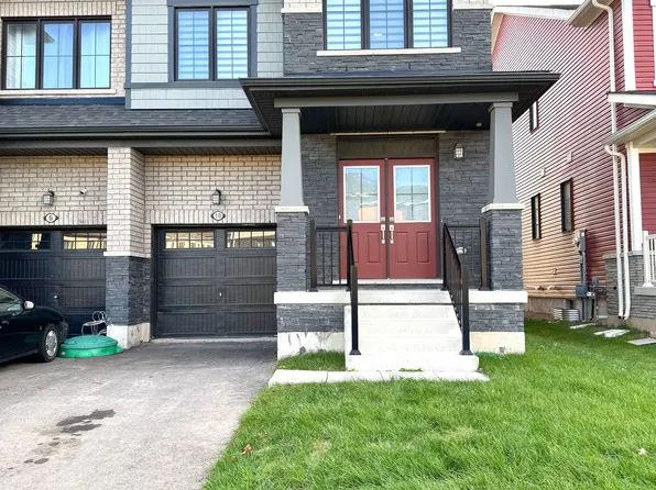 10 Sunflower Cres, Thorold, ON L3B 0E9