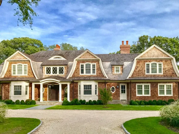 https://photos.zillowstatic.com/fp/741faaa6ec23c9dbd6687cfbdce933b3-p_e.webp