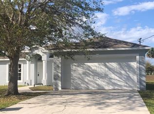 355 SW Fairway Ave, Port Saint Lucie, FL 34983