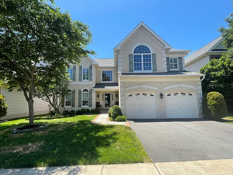 25897 Donovan Dr — Photo 1