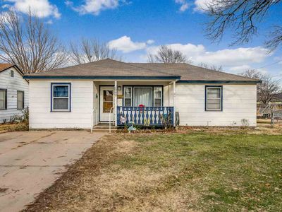 940 S Bonn Ave, Wichita, KS, 67213