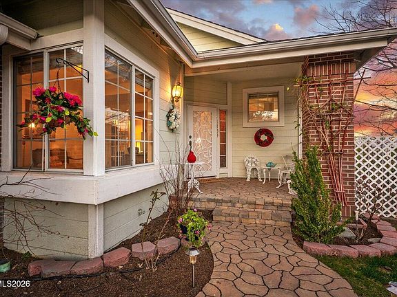 3rd image of 6103 Carriage House Way