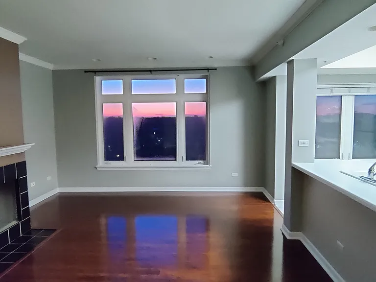 811 Chicago Ave — Photo 14