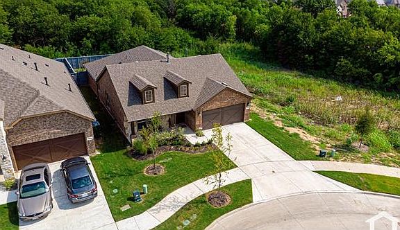 2nd image of 1533 Summit View Ln