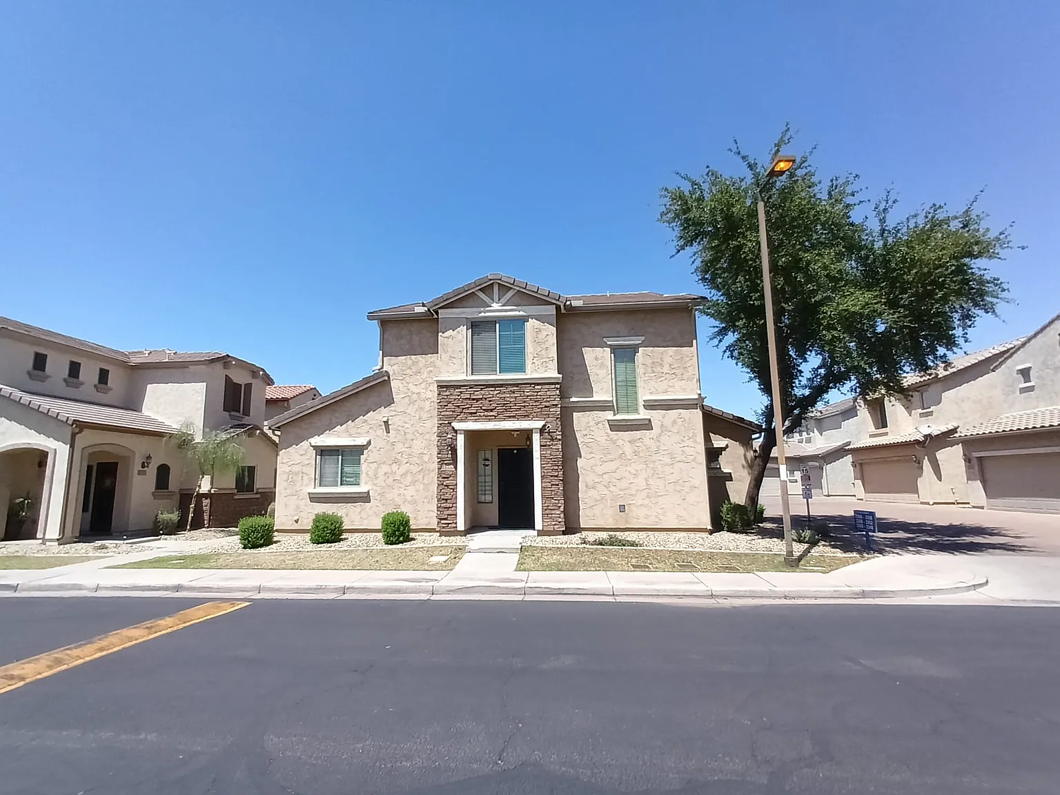 2348 N 84th Drive — Photo 2