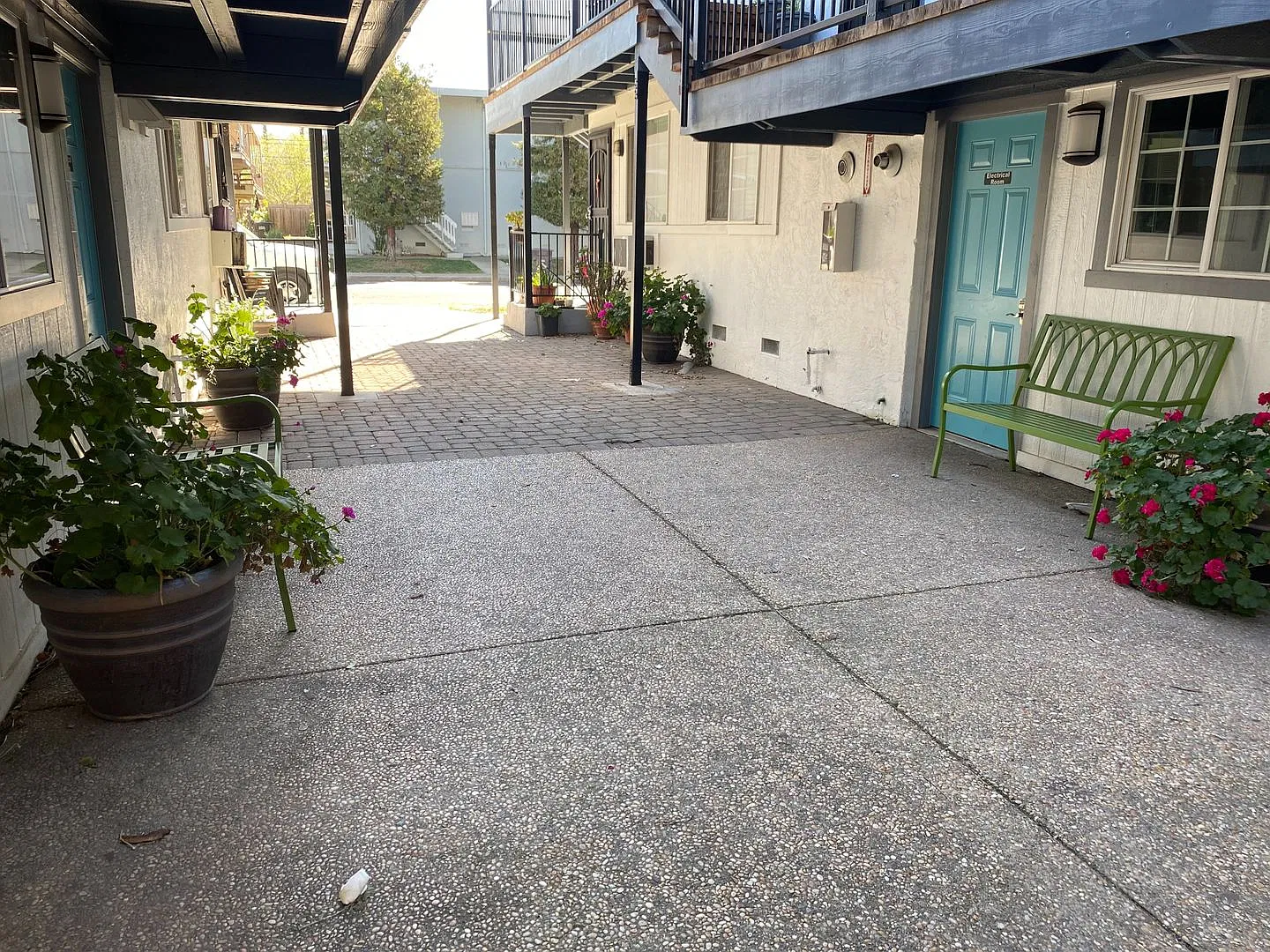 Elegant 2 Bed/2 Bath Apartment - Your New Home Awaits! — Photo 4
