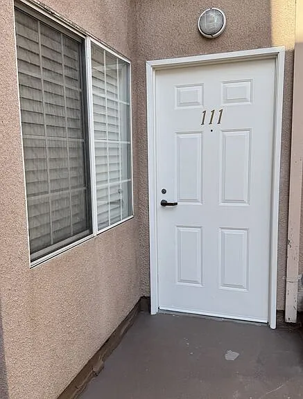 5620 Yolanda Ave #111 — Photo 3