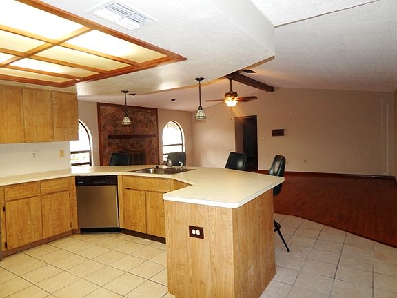 Beautiful Open Kitchen