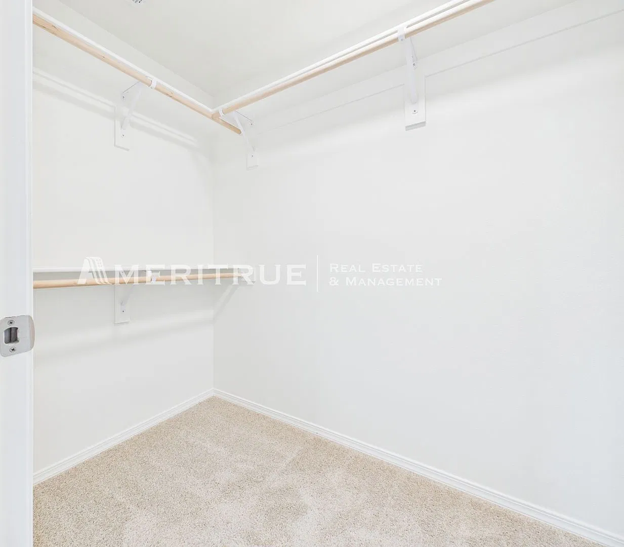 Brand New Corner Townhome! — Photo 4