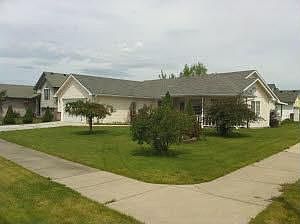 3rd image of 635 E Bunker Ave