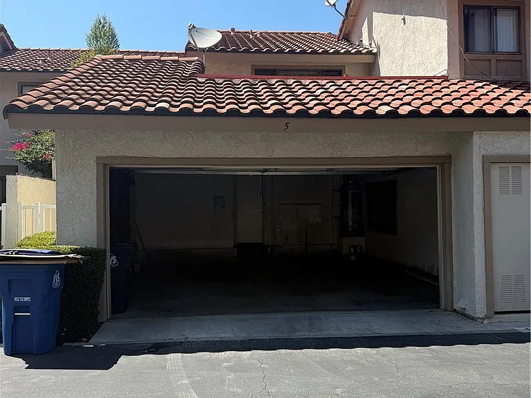 1325 Solera Ln #5 — Photo 2