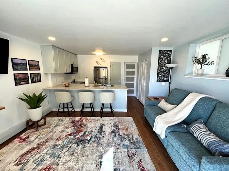 350 E La Bonte St #37