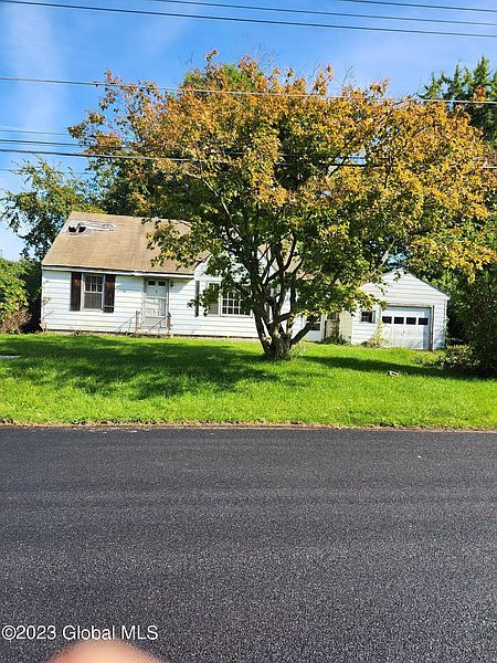 5th image of 41 Western Avenue