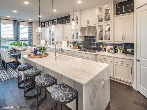 827 Shady Oaks Dr, Rockwall, TX 75087