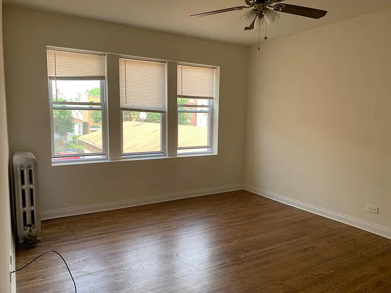 4941 W Medill Ave #2 — Photo 1