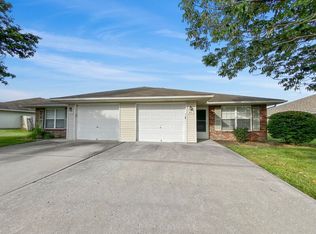 411 NW Woodbury Dr, Grain Valley, MO 64029