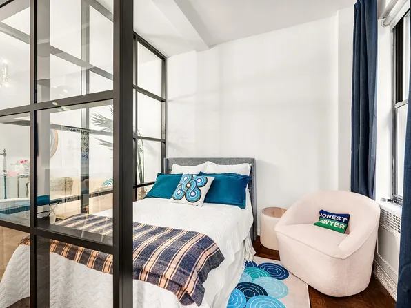 235 East 73rd Street image 4 of 6