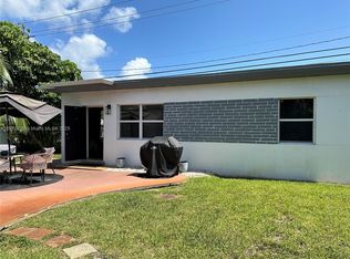 910 NE 81st St #R, Miami, FL 33138