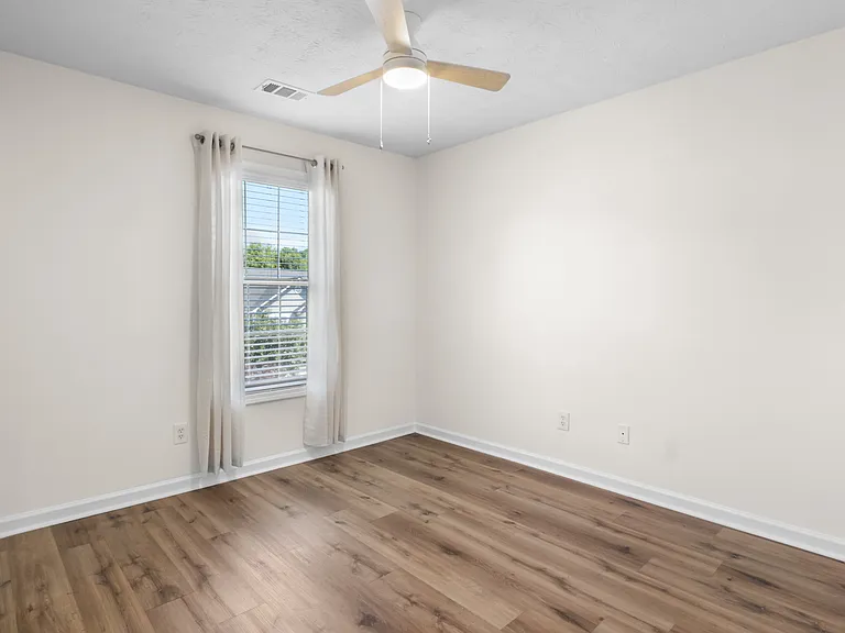 4140 Wildridge Dr — Photo 20