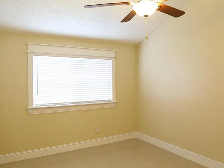 2410 Old Fort Rd — Photo 16