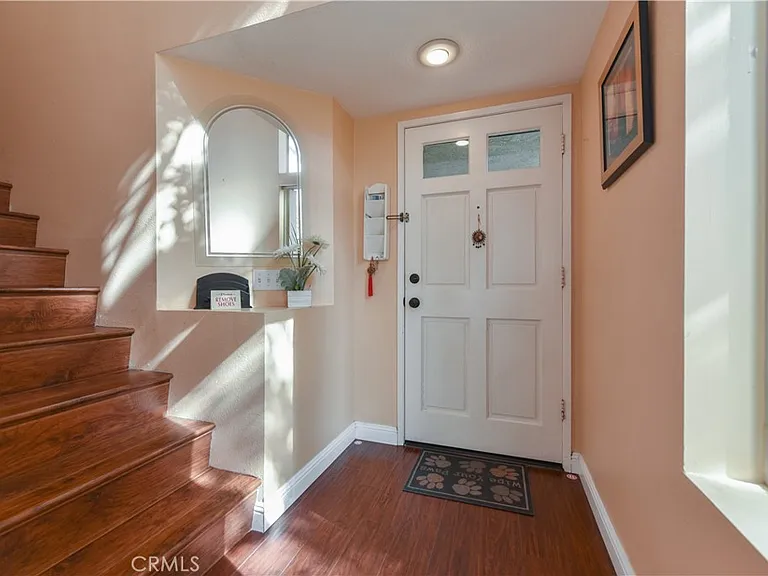 145 Stanford Ct #35 — Photo 3