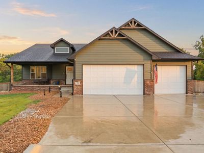 555 S Arbor Valley Way, Valley Center, KS, 67147