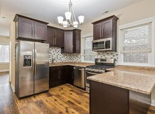 4048 N Western Ave, Chicago, IL 60618