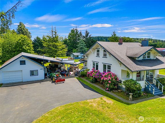 5th image of 2520 Eureka Avenue