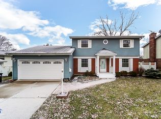 132 Tupelo Ave, Naperville, IL 60540
