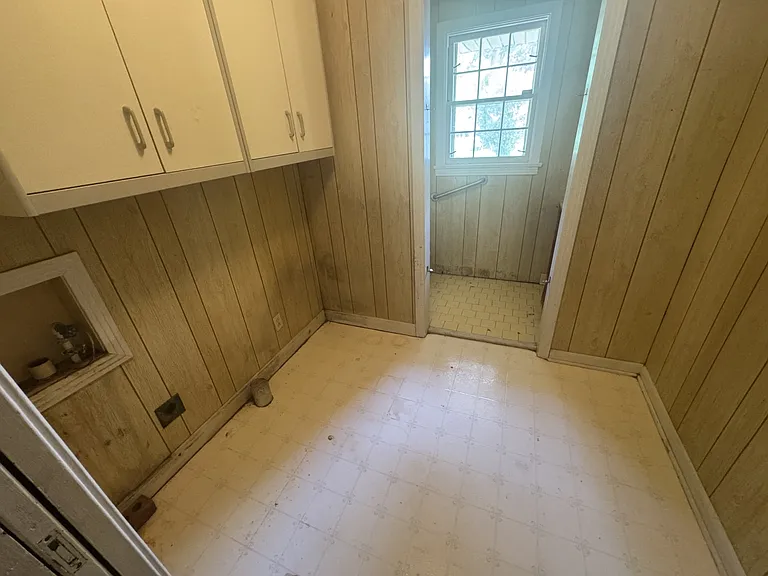 151 Rucker Ln — Photo 8