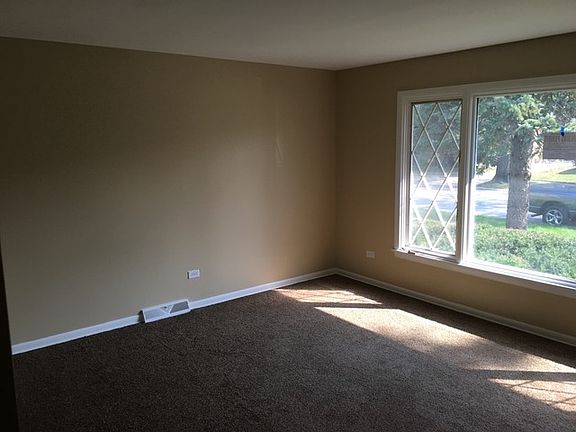 2nd image of 440 Arquilla Dr