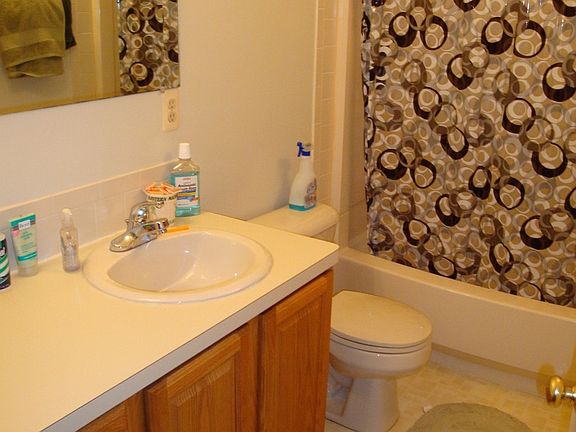 4th image of 121 N Normal St #52720b5e0