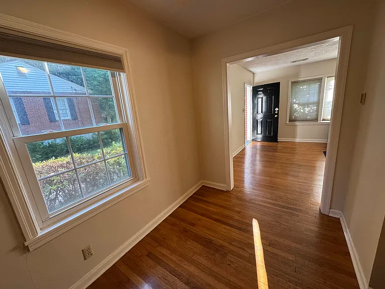 662 Medlock Rd — Photo 11