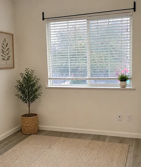 1800 Broad Stripes Way — Photo 4