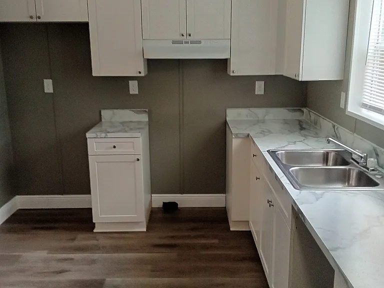 4301 Sherwick Dr — Photo 5