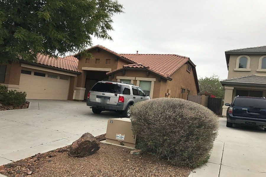 2nd image of 2646 E Bear Creek Ln