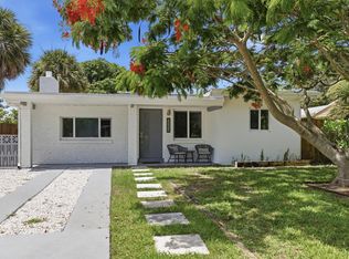 1225 15th Avenue N, Lake Worth Beach, FL 33460