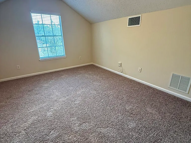 3150 Highland Grove Dr — Photo 43