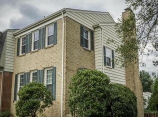 9915 Longford Ct, Vienna, VA 22181
