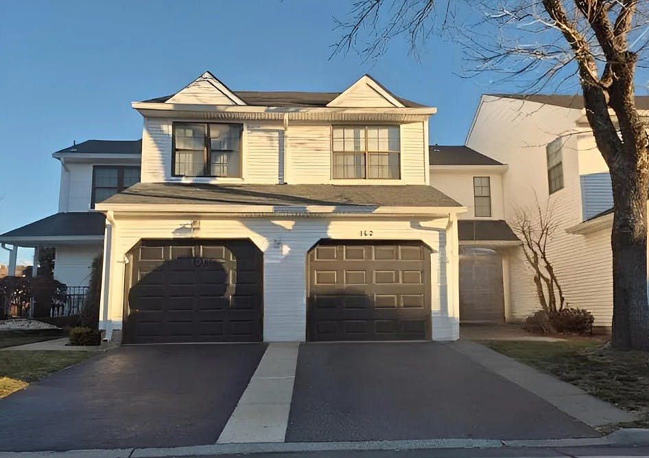 1st image of 152 Chestnut Way