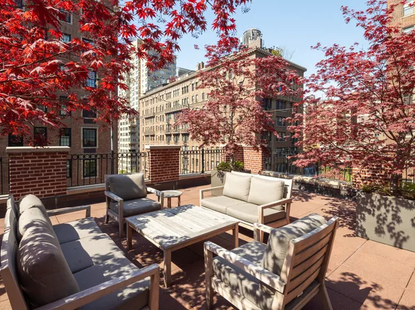 23 East 10th Street image 20 of 21