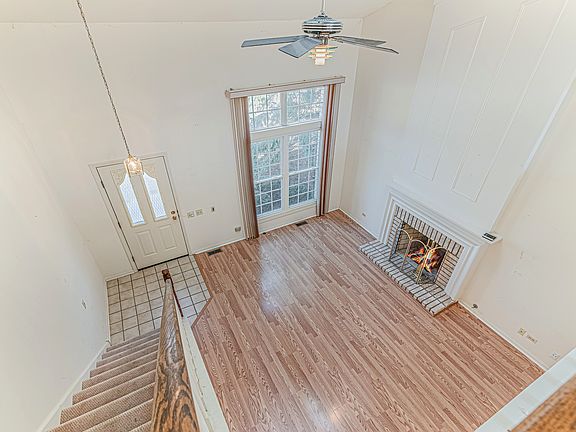 5th image of 127 Biarritz Ct