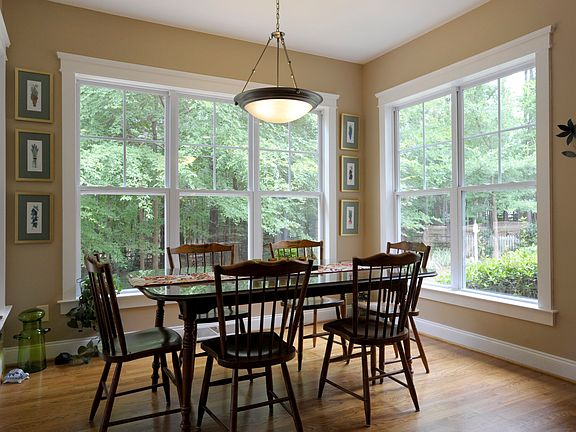 Large breaksfast area