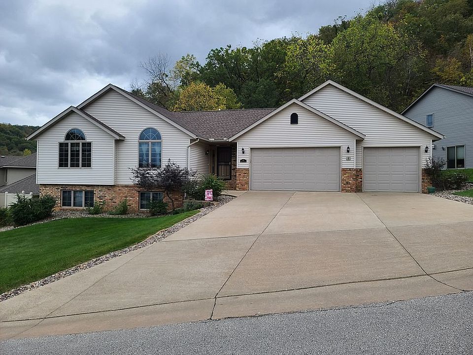1st image of 71 Shady Oak Ct