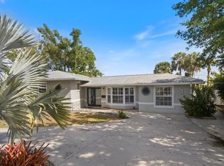 117 Aurora St E, Venice, FL 34285