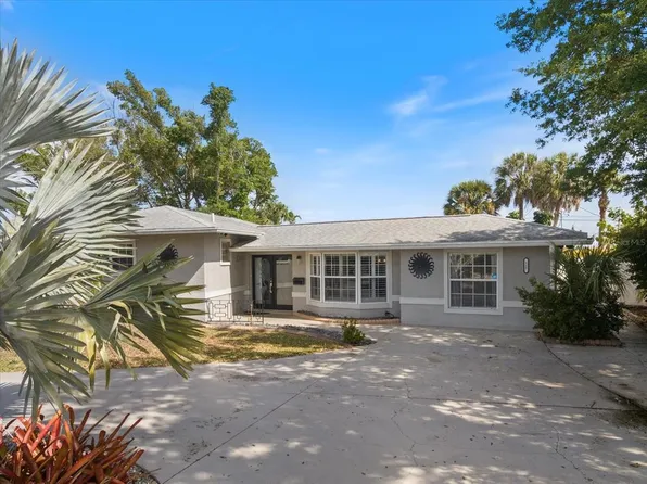 117 Aurora St E, Venice, FL 34285
